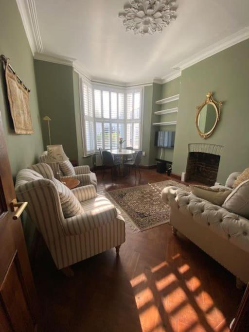 2 Double Bedroom Charming Chelsea Apartment Londýn Exteriér fotografie
